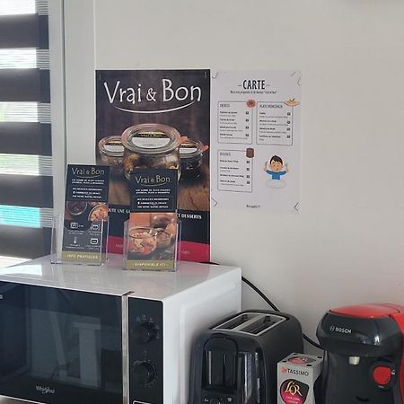 Gite Le Petit Doue Bressuire Eksteriør bilde